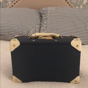 Steamline Travel Case - The Anthropologist (Navy)